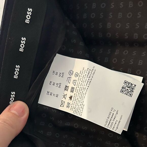 NEW HUGO BOSS SLIM-FIT TUXEDO JACKET AND PANTS IN WOOL SERGE SIZE 38R DARK BLUE - Picture 11 of 14